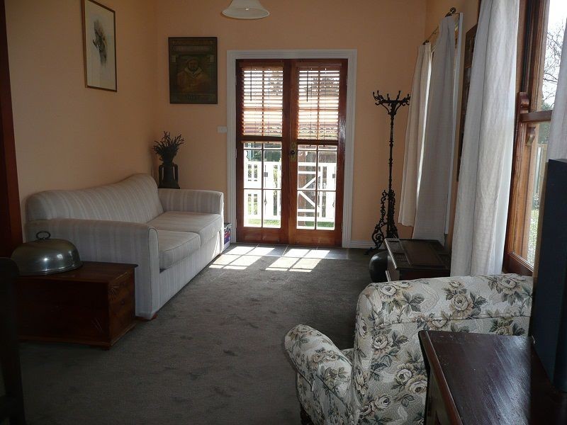 6 Railway Street, Deloraine TAS 7304