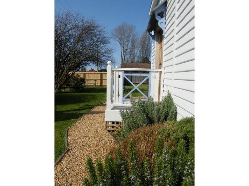 6 Railway Street, Deloraine TAS 7304