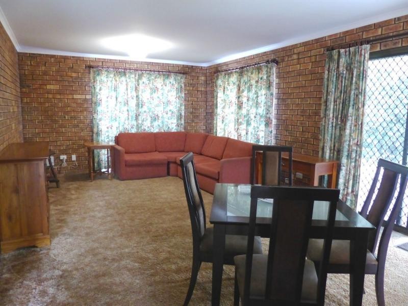 Unit 2/21 Lansdowne Place, Deloraine TAS 7304