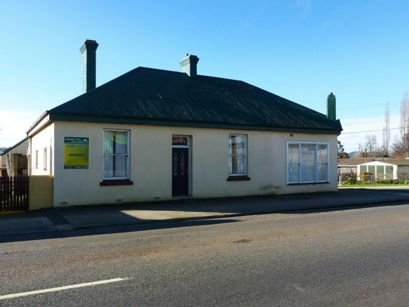 24 Meander Valley Road, Deloraine TAS 7304