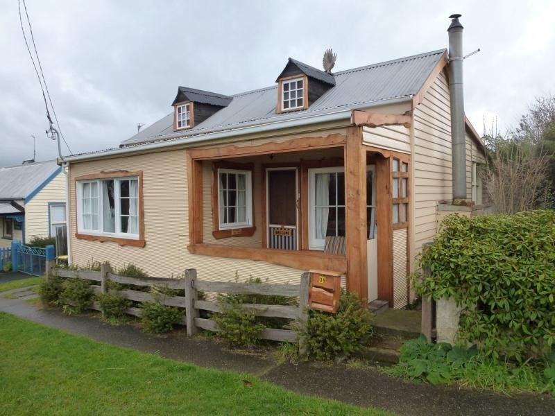 39 Tower Hill Street, Deloraine TAS 7304