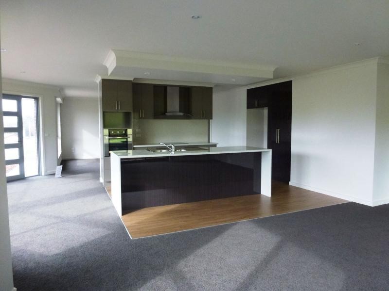 4 Carl Court, Deloraine TAS 7304