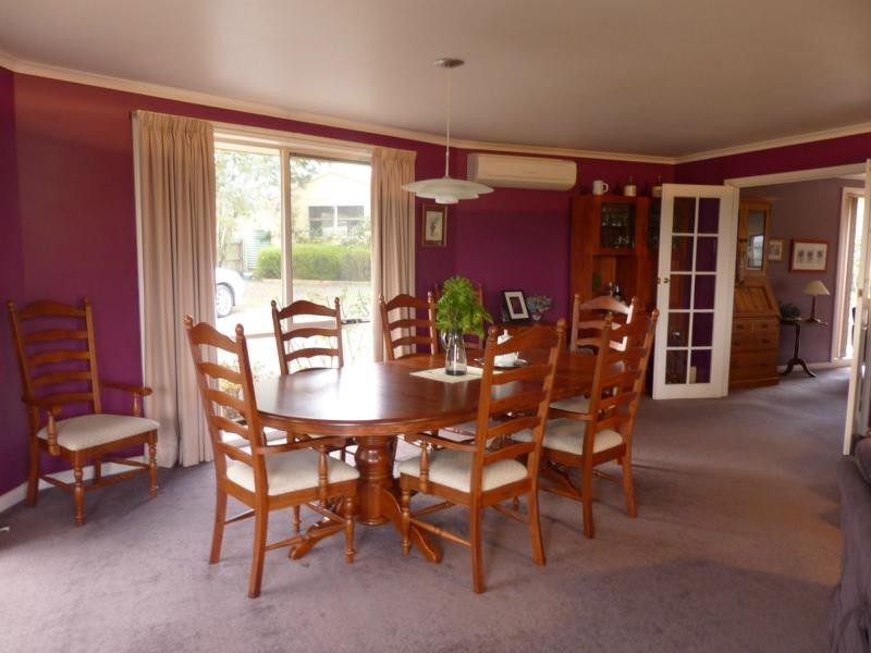 11 Gleadow Street, Deloraine TAS 7304