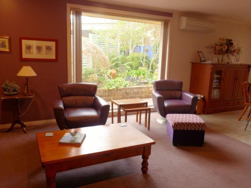 11 Gleadow Street, Deloraine TAS 7304