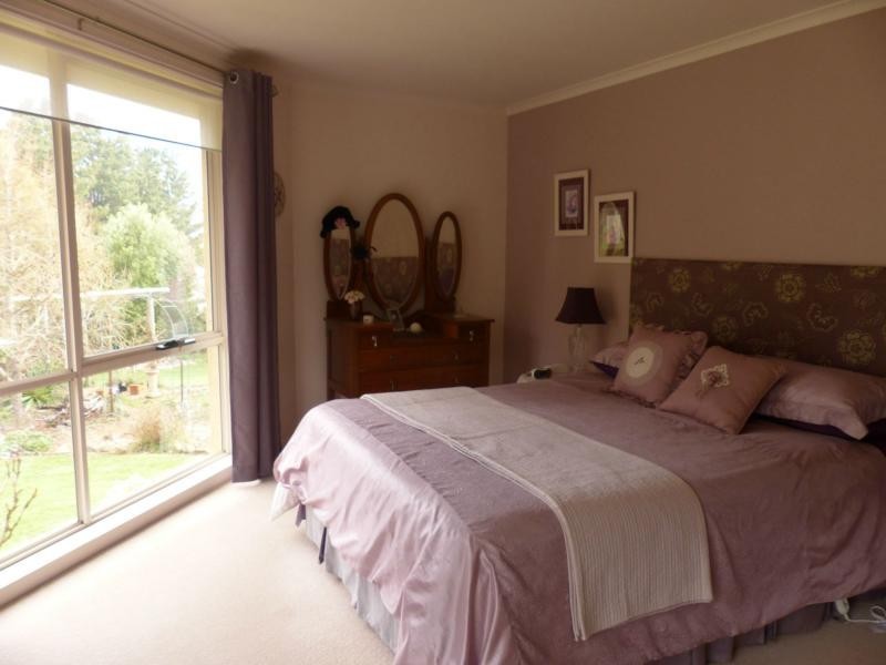 11 Gleadow Street, Deloraine TAS 7304