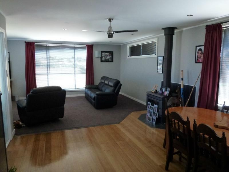 91 West Barrack Street, Deloraine TAS 7304