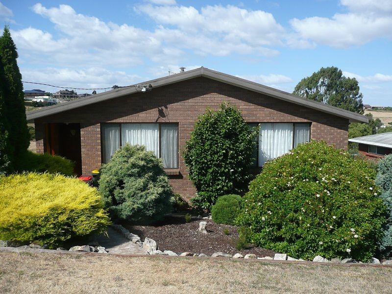 Unit 1 / 67 West Church Street, Deloraine TAS 7304