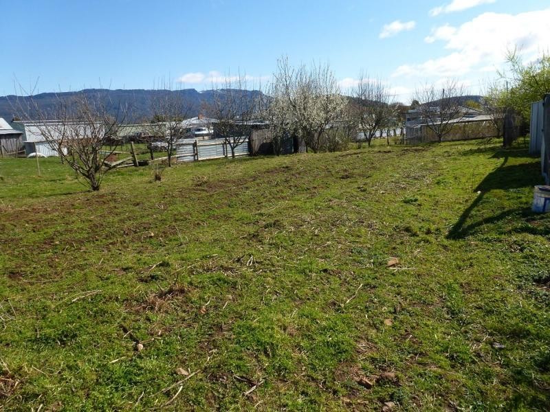 7 Caveside Road, Mole Creek TAS 7304