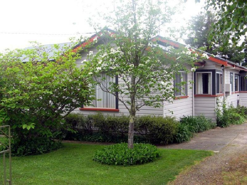 35 Adelaide Street, Westbury TAS 7303