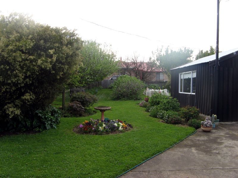 35 Adelaide Street, Westbury TAS 7303