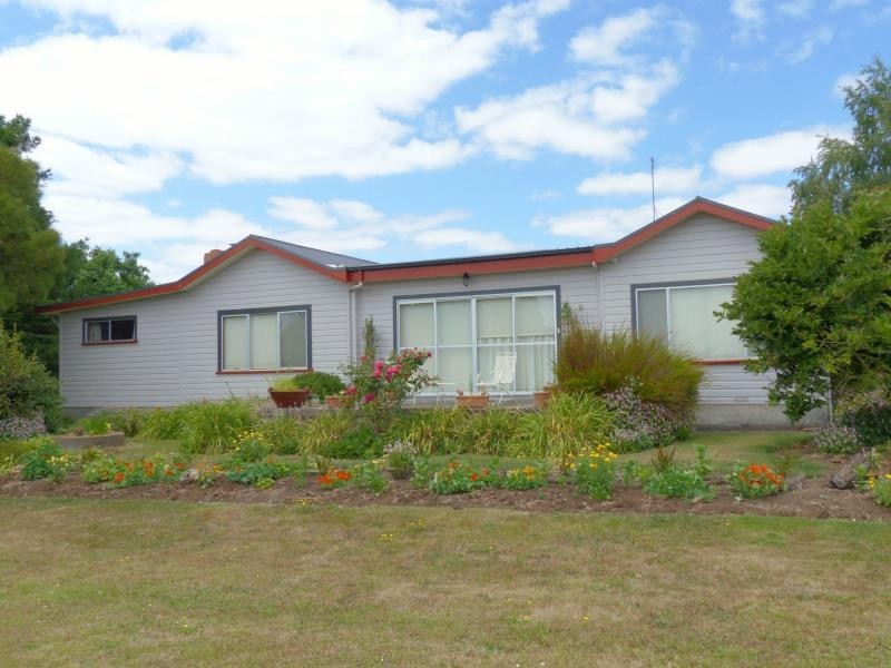 35 Adelaide Street, Westbury TAS 7303