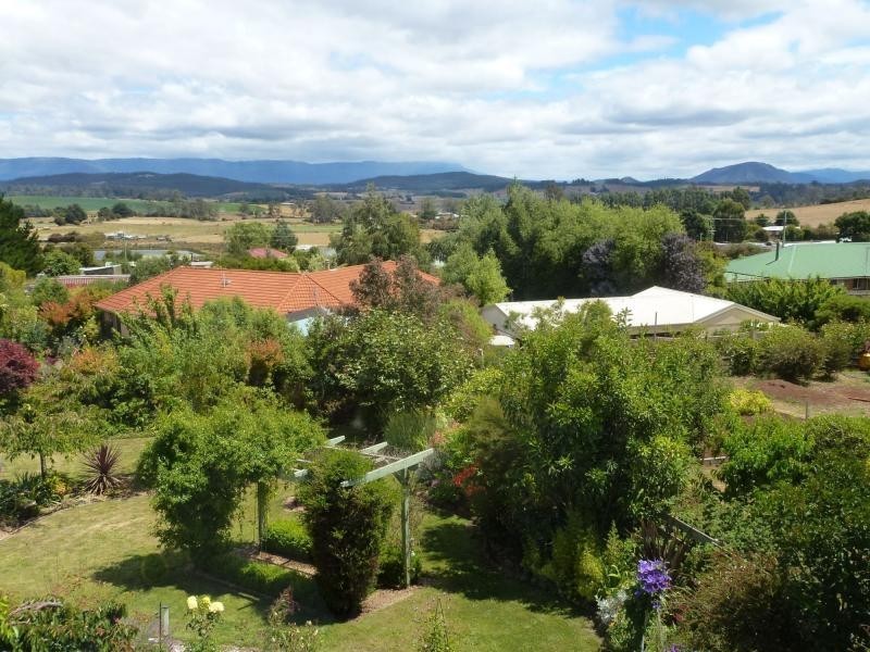 18 Keegan Rise, Deloraine TAS 7304