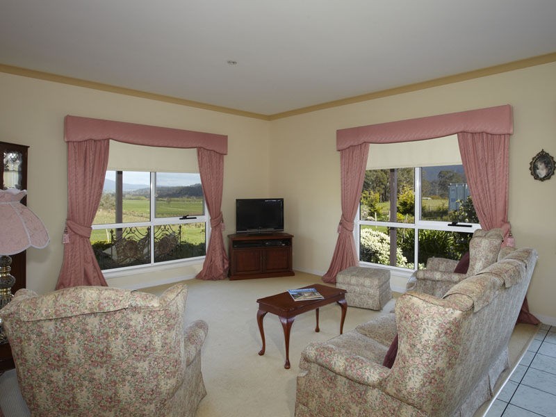 1182 Mole Creek Road, Deloraine TAS 7304