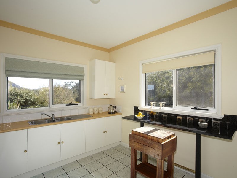 1182 Mole Creek Road, Deloraine TAS 7304