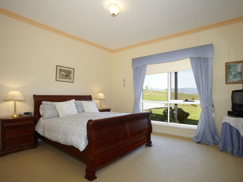 1182 Mole Creek Road, Deloraine TAS 7304