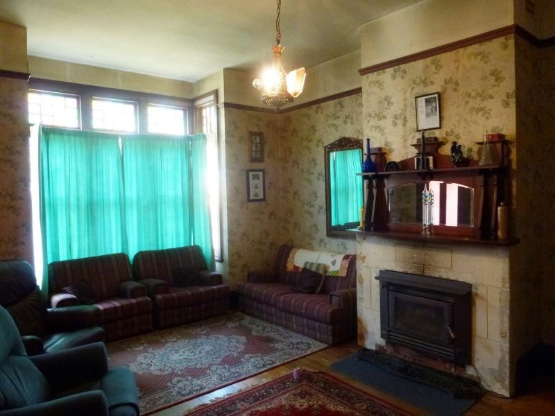 31 Meander Valley Road, Deloraine TAS 7304