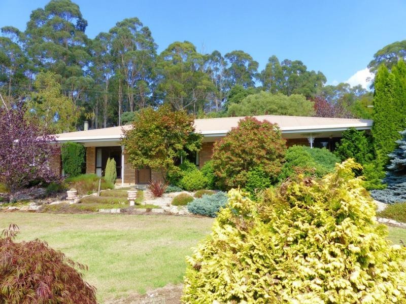 1 Pumicestone Road, Deloraine TAS 7304