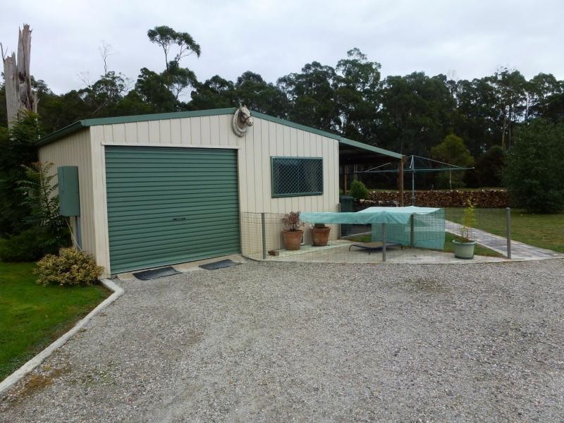 8 Meander Road, Deloraine TAS 7304