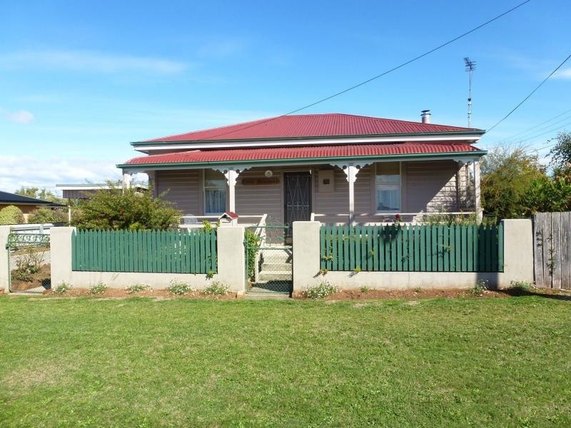 76 West Goderich Street, Deloraine TAS 7304