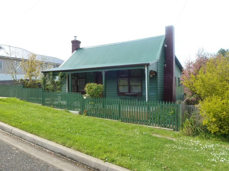 12 Beefeater Street, Deloraine TAS 7304
