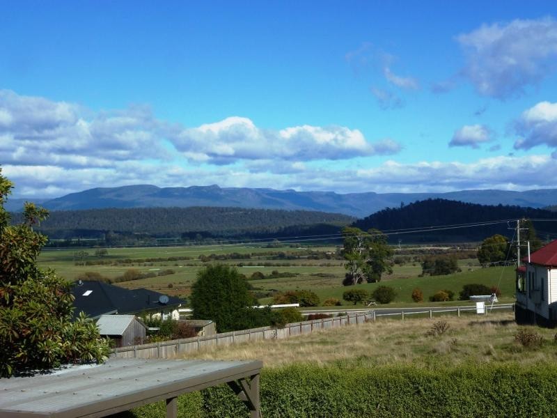 6 High Street, Deloraine TAS 7304