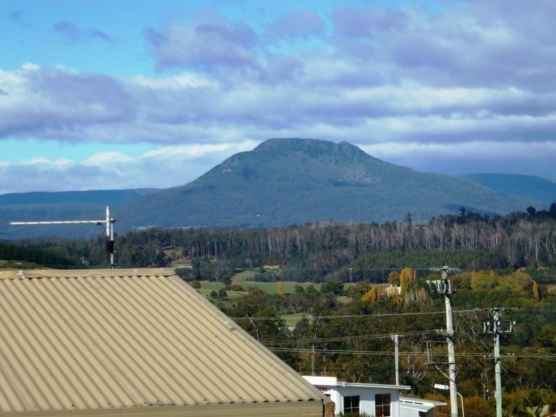 6 High Street, Deloraine TAS 7304