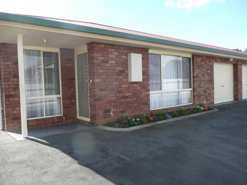 Unit 1-4/45 William Street, Westbury TAS 7303