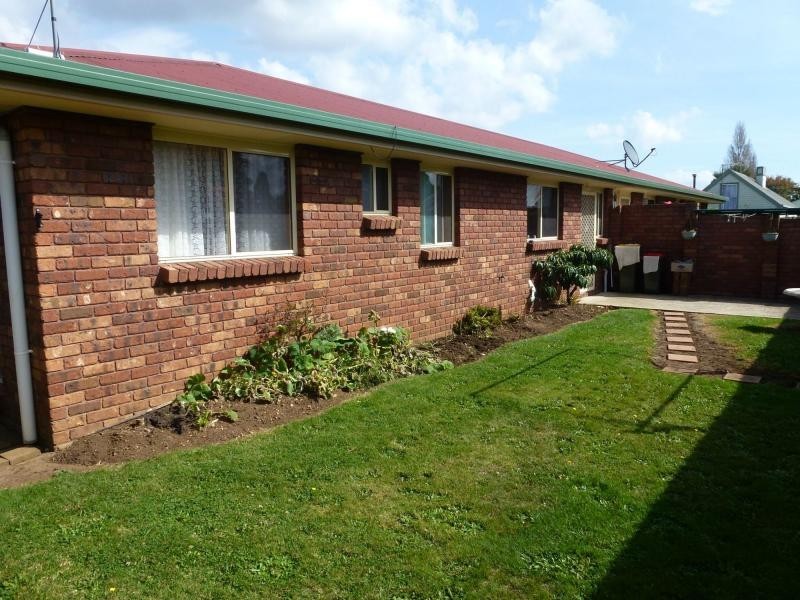 Unit 1-4/45 William Street, Westbury TAS 7303