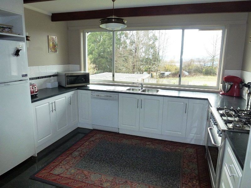 22 East Westbury Place, Deloraine TAS 7304