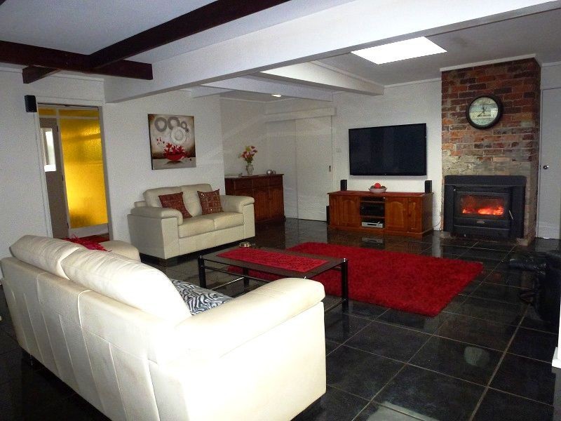 22 East Westbury Place, Deloraine TAS 7304