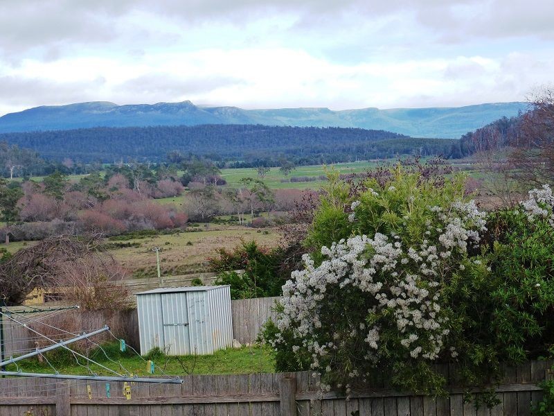 3/42 Beefeater Street, Deloraine TAS 7304