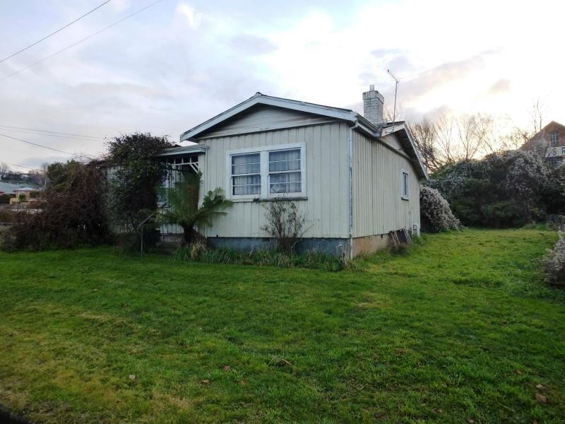 3 West Parade, Deloraine TAS 7304