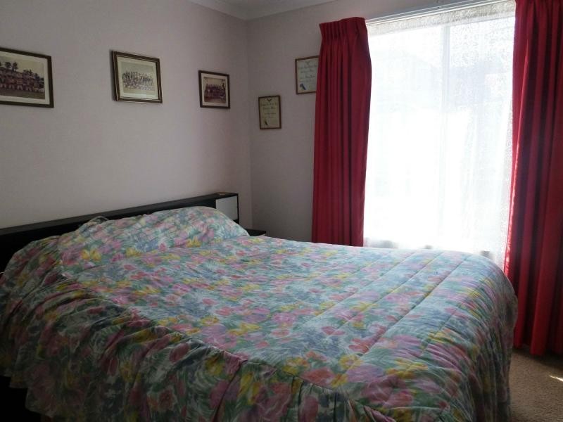 32 Lansdowne Place, Deloraine TAS 7304