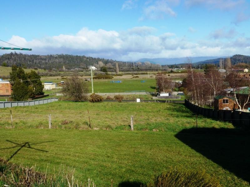 32 Lansdowne Place, Deloraine TAS 7304