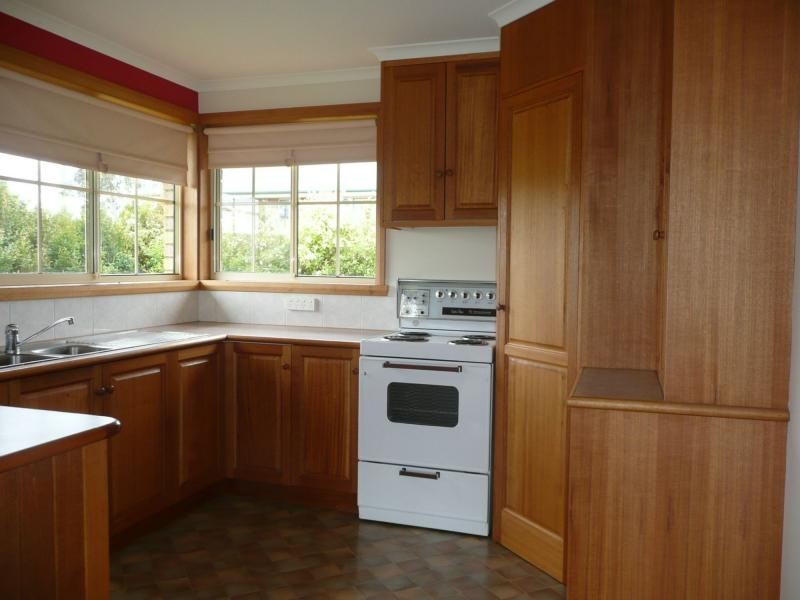 9 B Gleadow Street, Deloraine TAS 7304