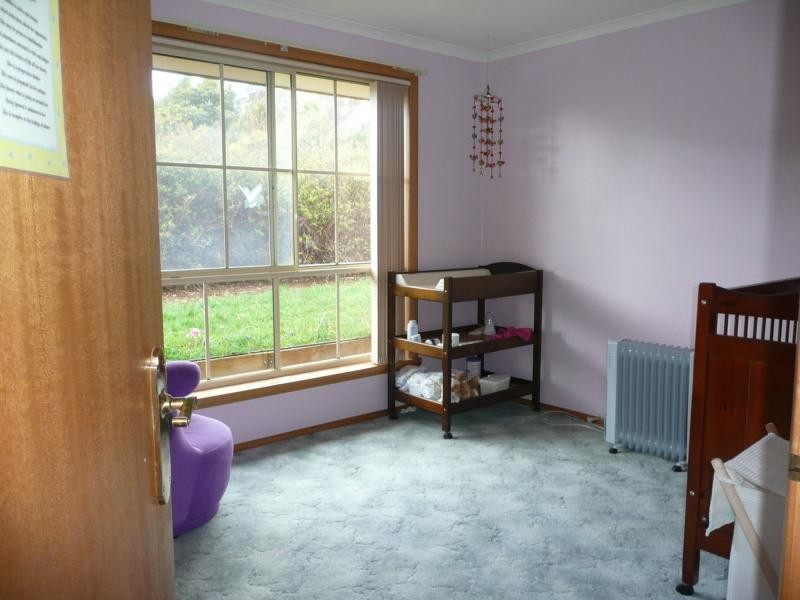 9 B Gleadow Street, Deloraine TAS 7304