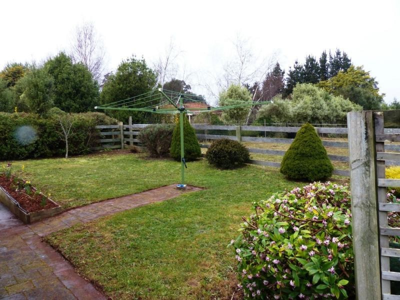 9 B Gleadow Street, Deloraine TAS 7304