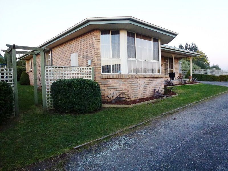 9 B Gleadow Street, Deloraine TAS 7304