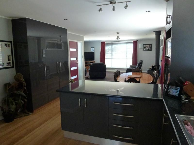 91 West Barrack Street, Deloraine TAS 7304