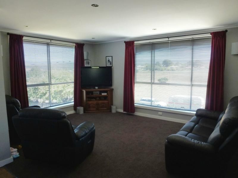 91 West Barrack Street, Deloraine TAS 7304