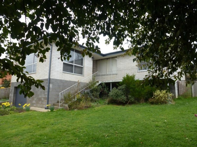 91 West Barrack Street, Deloraine TAS 7304