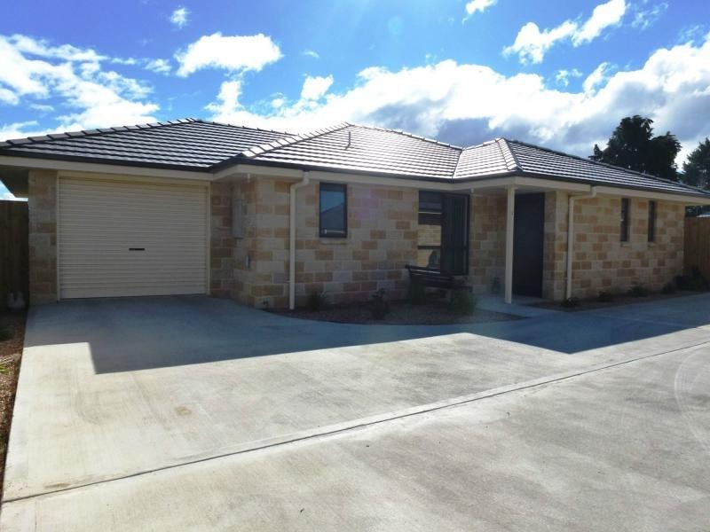 Unit 2/56A Pakenham, Longford TAS 7301