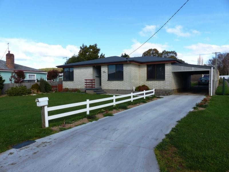 25 Grigg Street, Deloraine TAS 7304