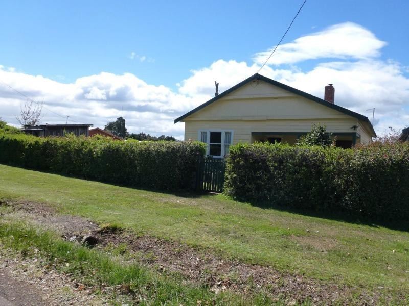 43 Taylor Street, Westbury TAS 7303