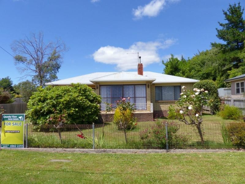 13 Grigg Street, Deloraine TAS 7304