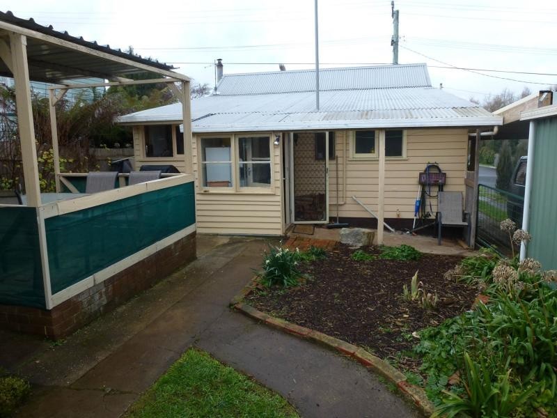 39 Tower Hill Street, Deloraine TAS 7304