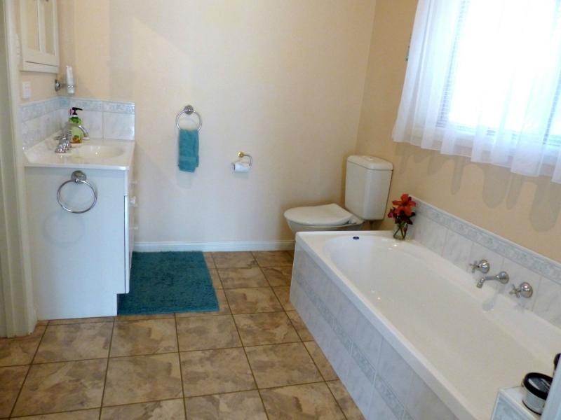 11 Alison Court, Westbury TAS 7303