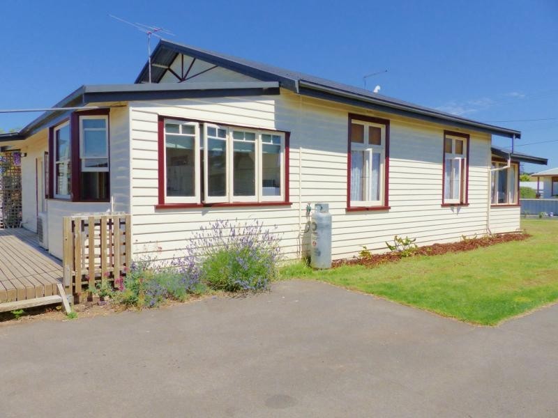 54 Parsonage Street, Deloraine TAS 7304