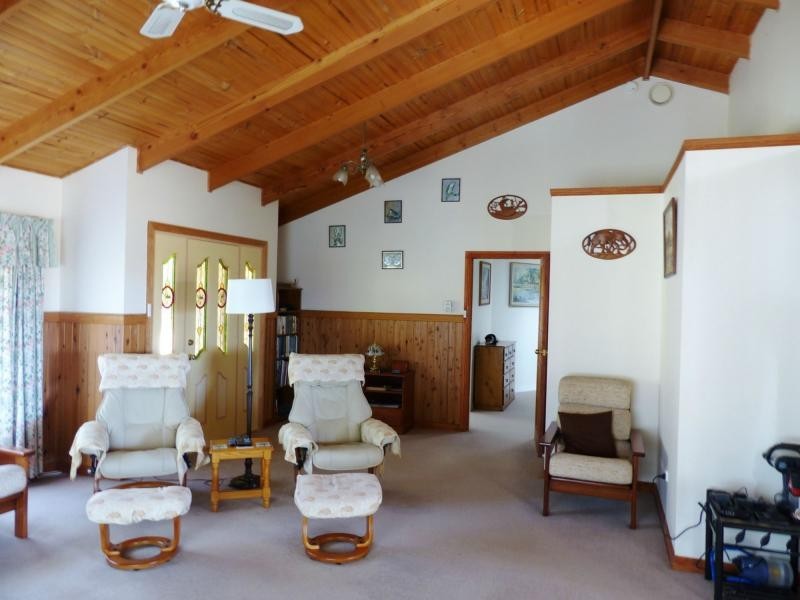 106 Pumicestone Road, Deloraine TAS 7304