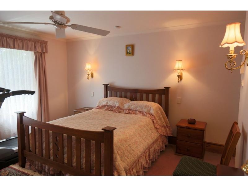 24 Meander Valley Road, Westbury TAS 7303